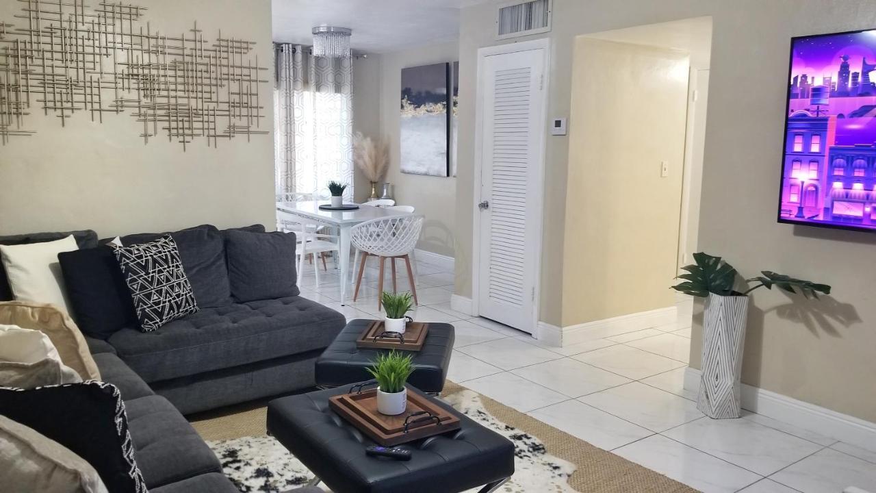 Glam 2 Bedroom Apartment Close To Nsu In Cooper City Ngoại thất bức ảnh