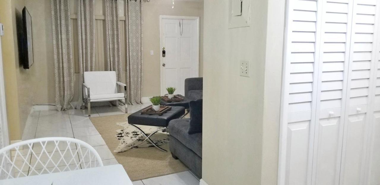 Glam 2 Bedroom Apartment Close To Nsu In Cooper City Ngoại thất bức ảnh